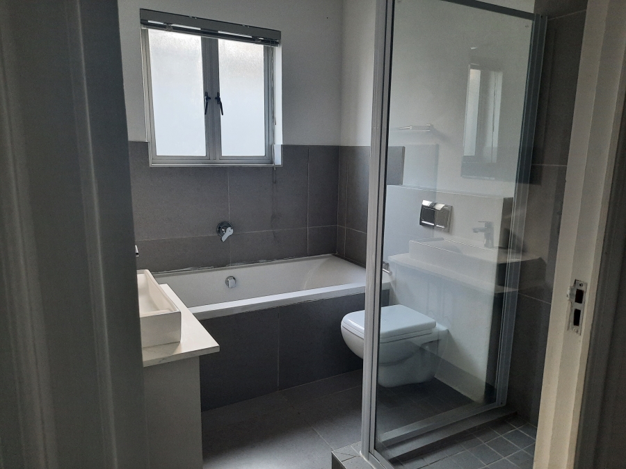 To Let 3 Bedroom Property for Rent in Langeberg Heights Western Cape